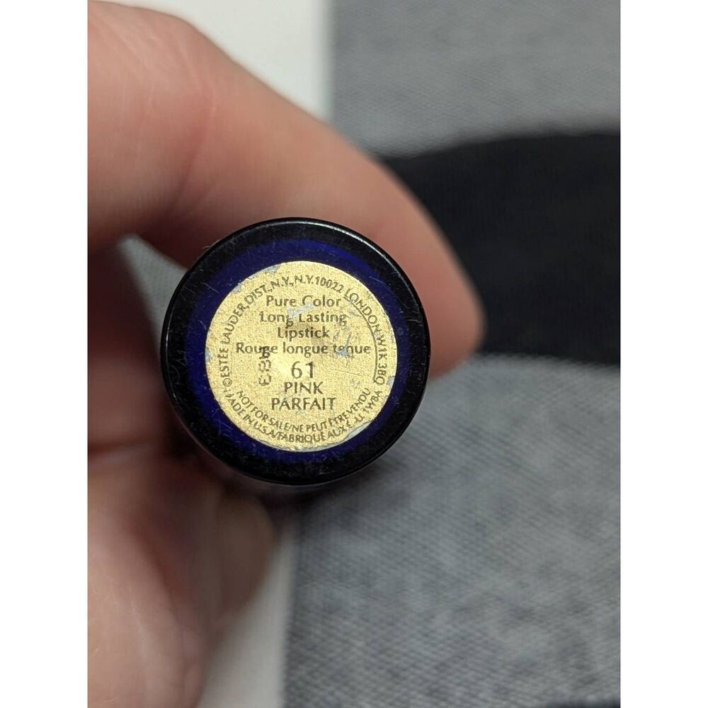 Estee Lauder Pure Color Long Lasting Lipstick 61 Pink Parfait (Non-Shimmer) Rare - Picture 3 of 4